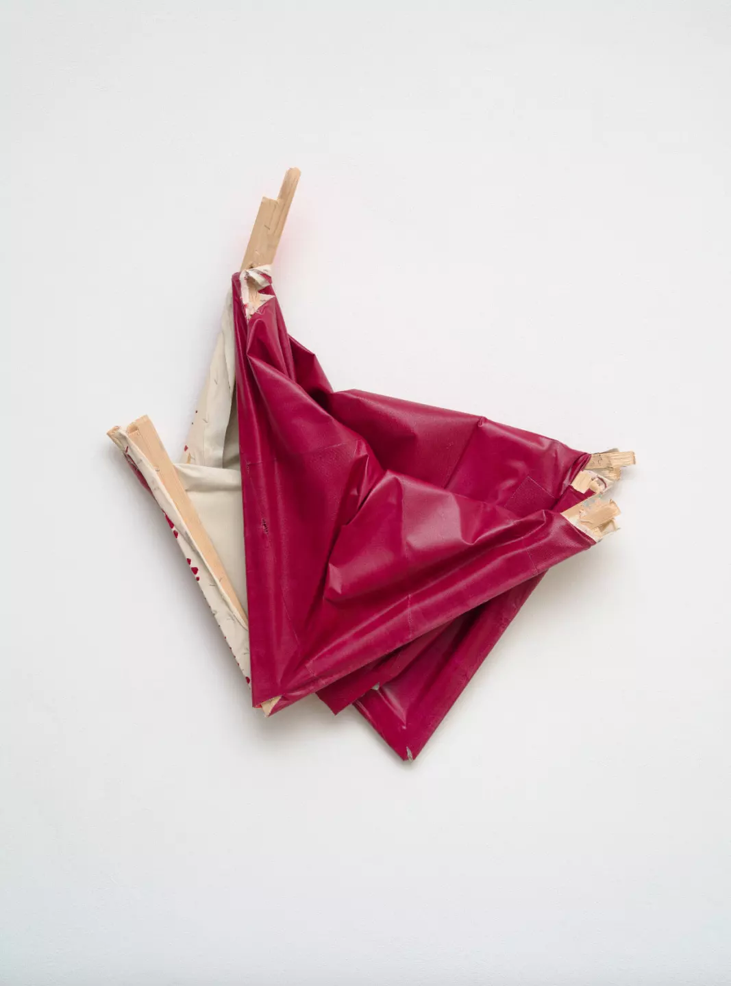 Franziska Reinbothe, Ohne Titel, 2025, 95 × 85 × 11 cm, Acryl auf Baumwolle, Garn