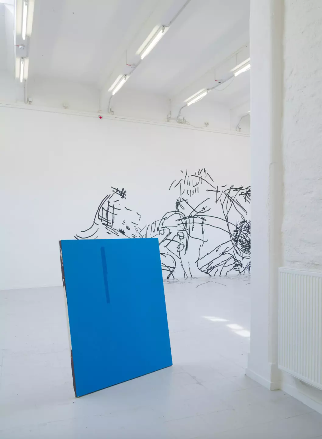 Franziska Reinbothe, Blaustand, 2013, 150 × 120 cm, Funktionsfarbe und Bitumen auf Baumwolle
