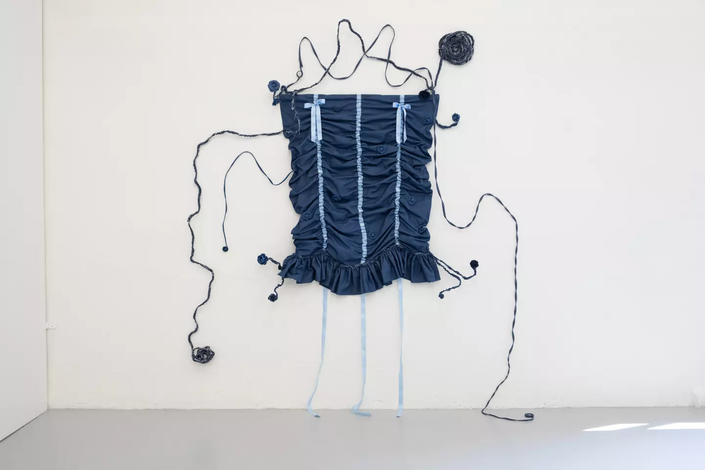 Peggy Pehl, Intermezzo II, 2025, installation view, 3 Våningen, Gothenburg, Sweden.