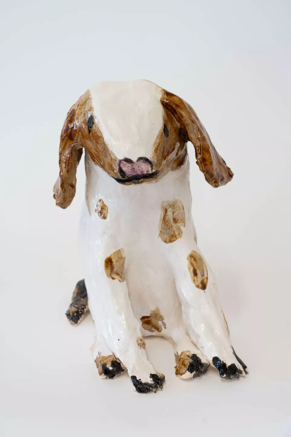 Josefine Schulz, Elizabeth Taylor, 2024, glazed ceramic, 33 x 16 x 27 cm